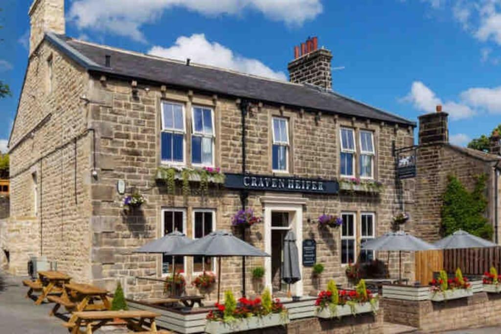 1800 Period Grade 2 Listed Cottage Addingham Extérieur photo