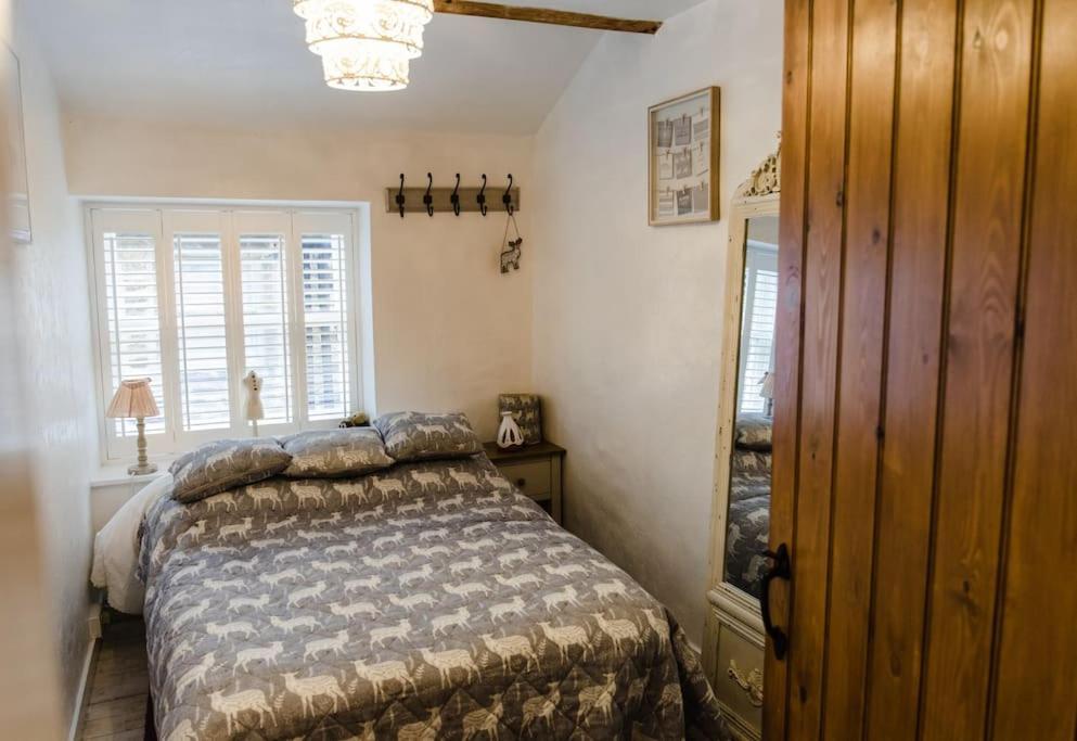 1800 Period Grade 2 Listed Cottage Addingham Extérieur photo
